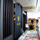 Illustration for article titled Japans First Convenience Store Bar Opensem/em